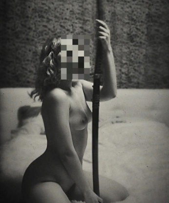 У меня много опыта и я знаю, как доставить максимальное удовольствие. Услуги, которые я предоставляю, включают классический секс, оральный секс, анальный секс и многое другое. Живу в прекрасной Москве, где наши встречи станут незабываемыми. У меня есть отличные отзывы от предыдущих клиентов, которые подтверждают мою нежность и профессионализм. В моем арсенале также есть отличные фото, чтобы ты мог увидеть, насколько я привлекательна. Обращайся ко мне и мы вместе создадим великолепные воспоминания. 💋🌟🔥📸🏙️ 10143, 20 лет